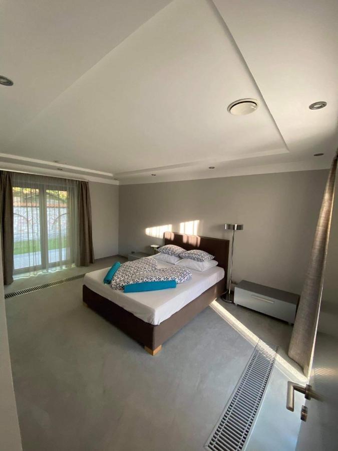 Vila Hajnal Nyaralohaz Balatonfenyves Exteriér fotografie